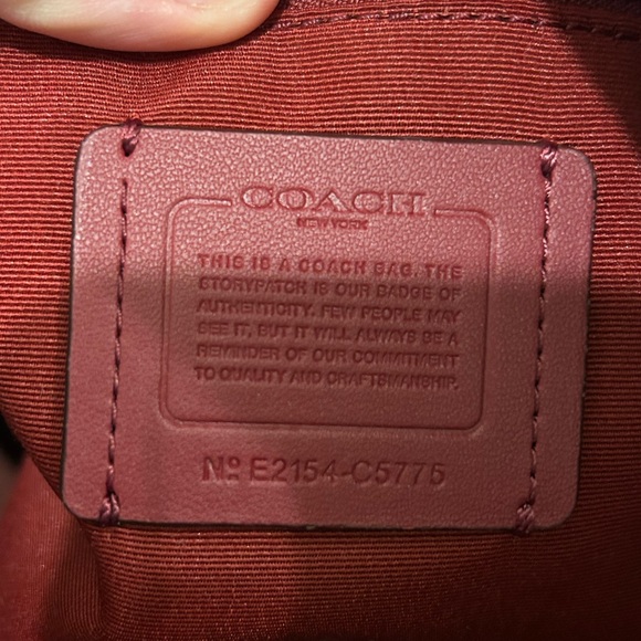 Coach (NWT) Tote 27 in Colorblock With Horse And Carriage - Picture 4 of 17